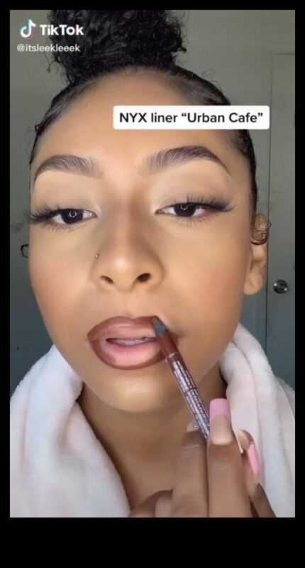 قلم تحديد الشفاه لوف: مفتاح الشفاه المحددة بشكل مثالي