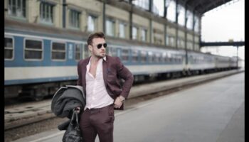 الشارع الذكي الأنيق: أنماط سهلة للمستكشف الحضري