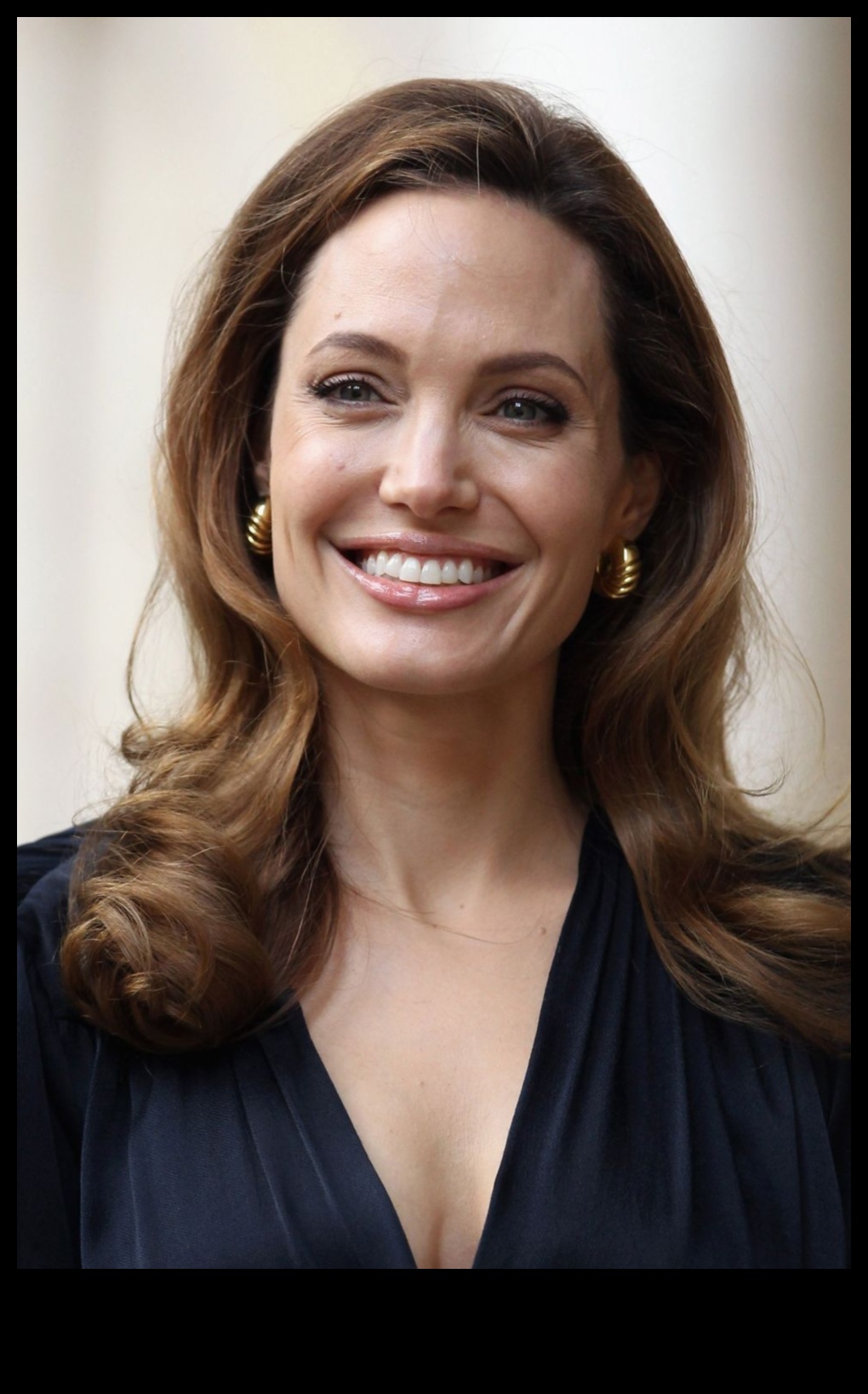 أيقونات الشعر البني: من هو أسلوبك المميز الذي يناسبك؟