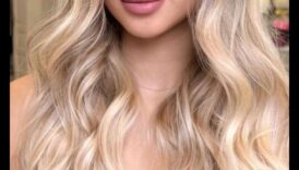 أناقة الشمبانيا الشقراء: تسريحات الشعر الاحتفالية لجميع المناسبات