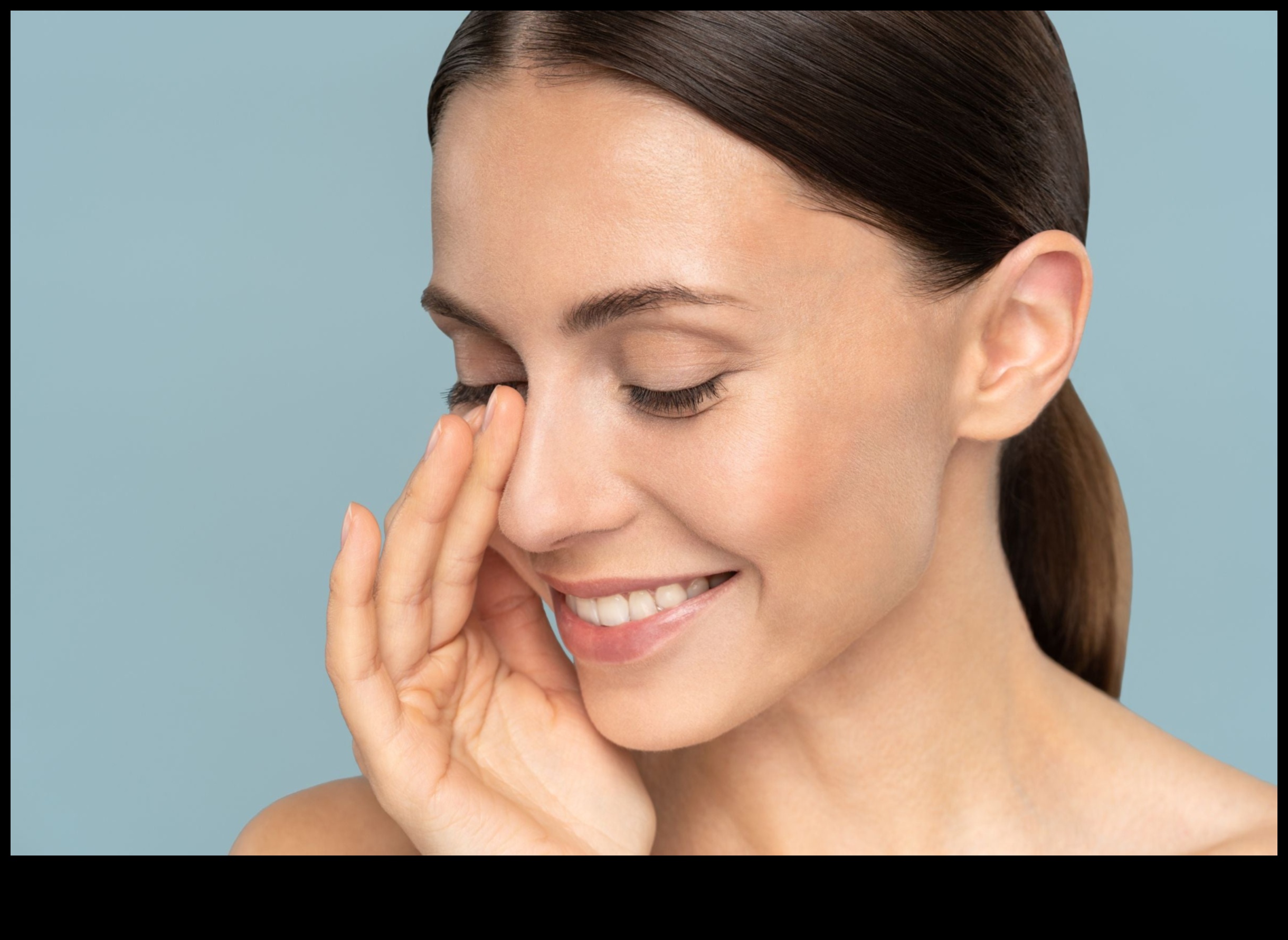 التألق اليومي: تحقيق توهج خفي باستخدام تقنيات الماكياج الطبيعية