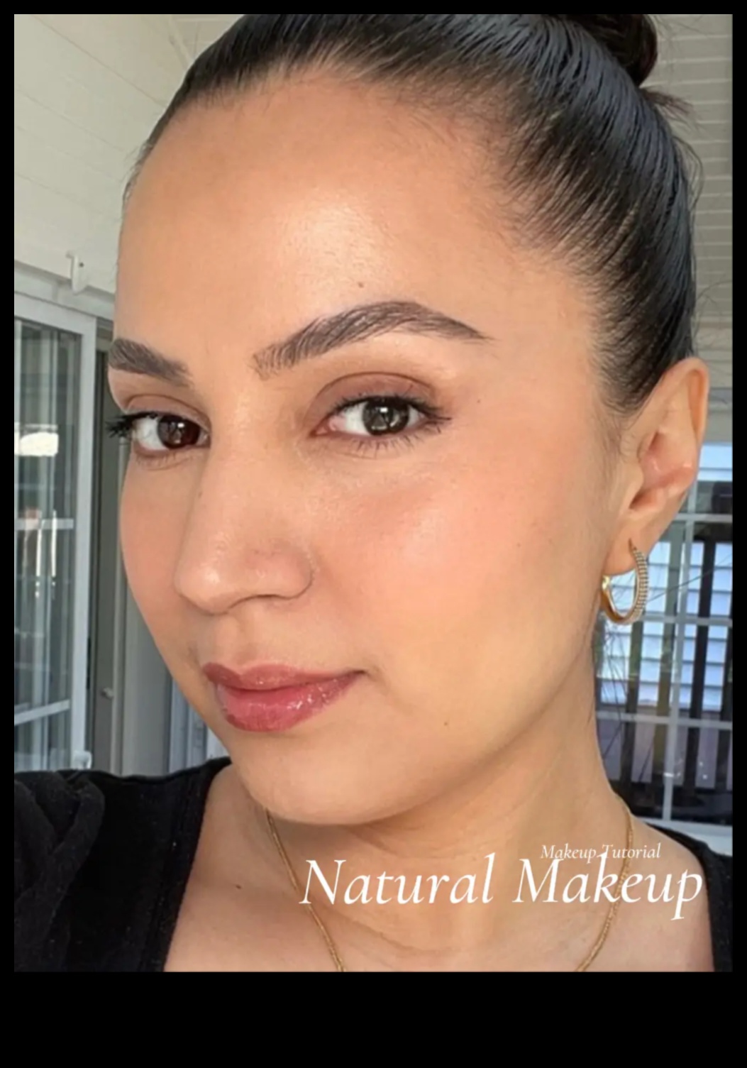 التألق اليومي: تحقيق توهج خفي باستخدام تقنيات الماكياج الطبيعية